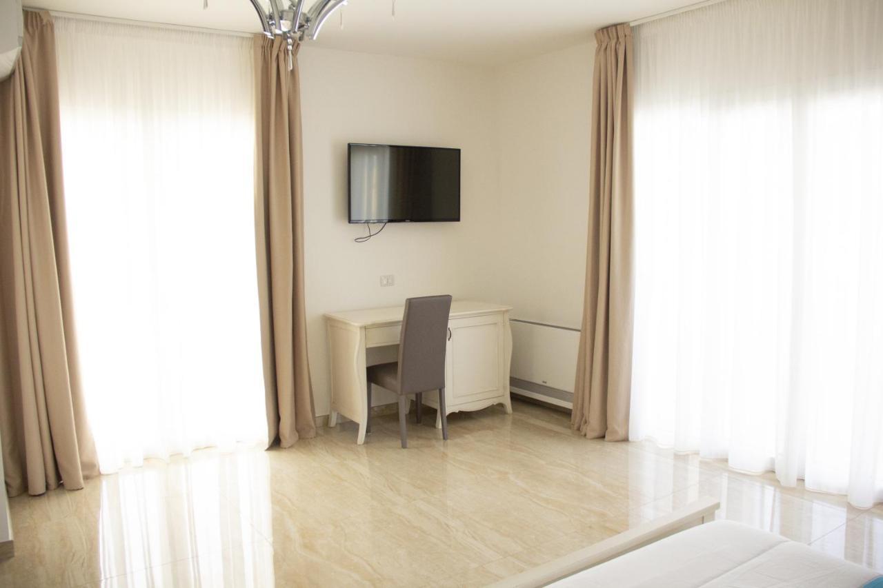 B&B Imperial Exclusive Rooms & Breakfast Porto Cesareo Dış mekan fotoğraf