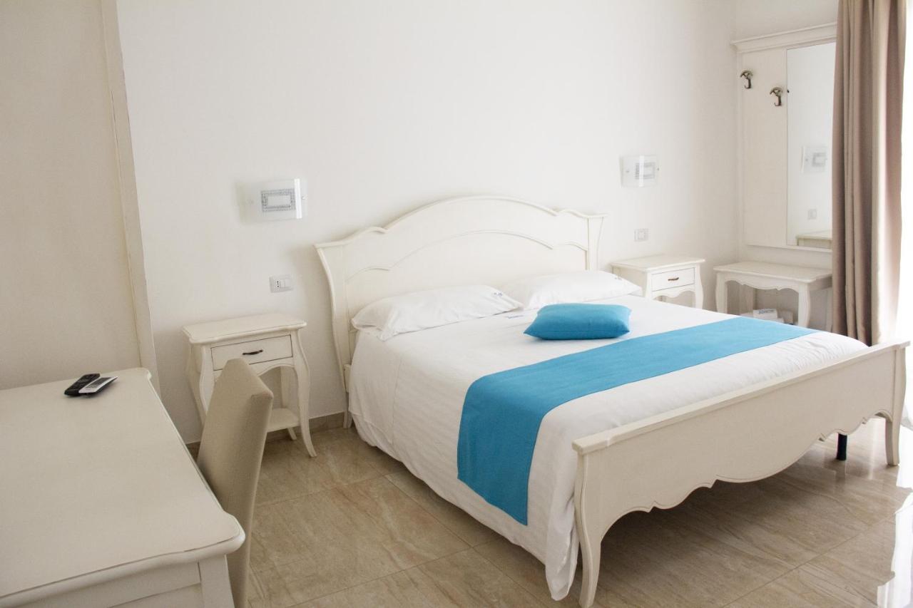 B&B Imperial Exclusive Rooms & Breakfast Porto Cesareo Dış mekan fotoğraf